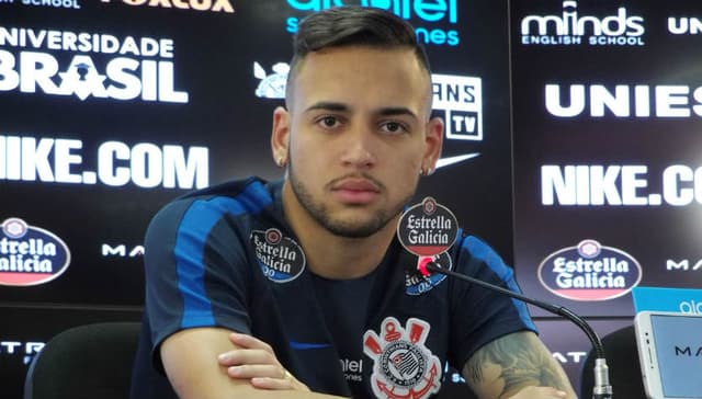 Maycon tem contrato até 2021 no Corinthians