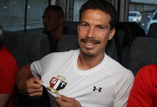 Hernanes foi anunciado pelo São Paulo na manhã de quarta-feira e chegou ao Brasil na sexta. O meia de 32 anos ficará no Tricolor por um ano, emprestado pelo Hebei Fortune, da China. Já são 18 contratações feitas pelo São Paulo nesta temporada: confira...