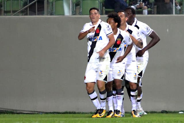 Atlético-MG 1 x 2 Vasco