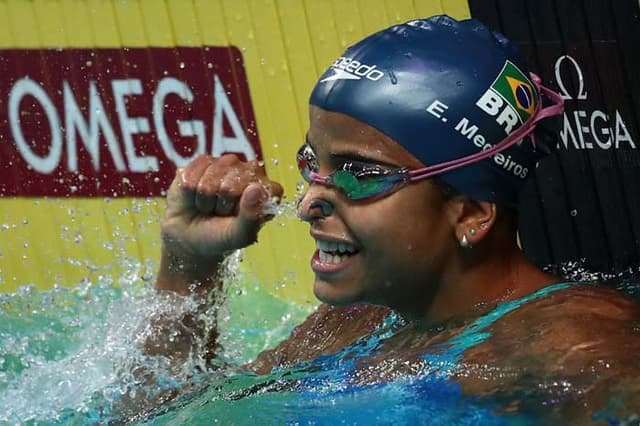 Etiene Medeiros - Mundial de natação