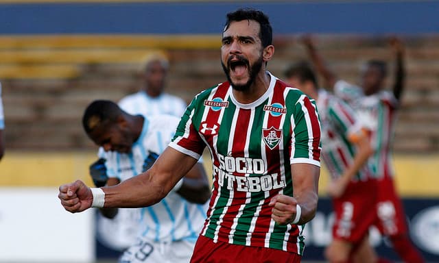 Henrique Dourado marcou na Sul-Americana e chegou ao 23º gol na temporada. Confira imagens da carreira do atacante na galeria