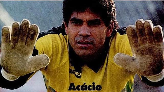 Ex-goleiro Acácio pelo Vasco