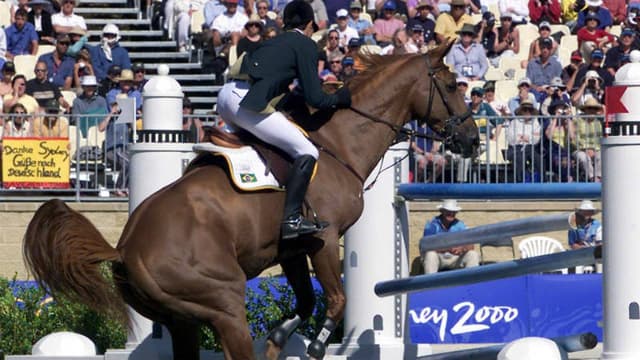 A falha da Baloubet Du Rouet custou a medalha de ouro a Rodrigo Pessoa em Sydney-2000