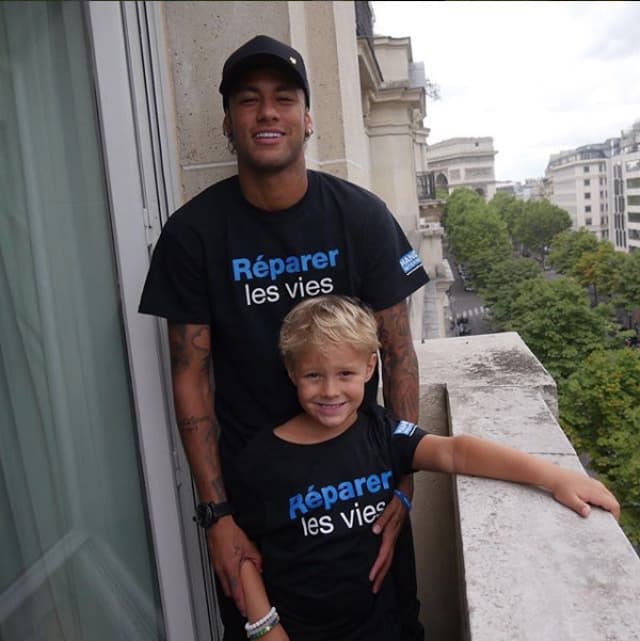 Neymar e o filho Davi Lucca