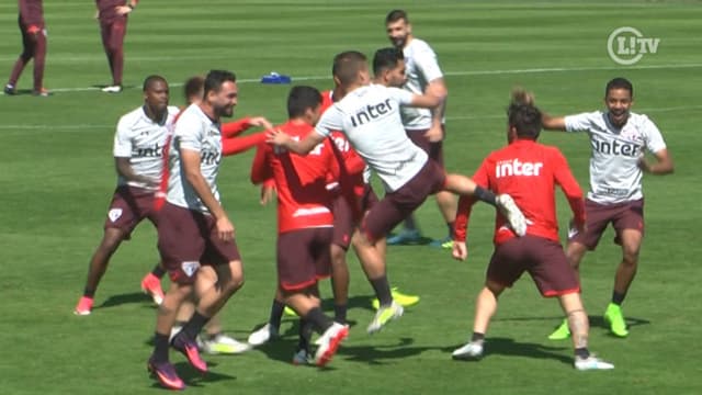 Às vésperas do Choque-Rei, São Paulo tem roda de bobinho animada