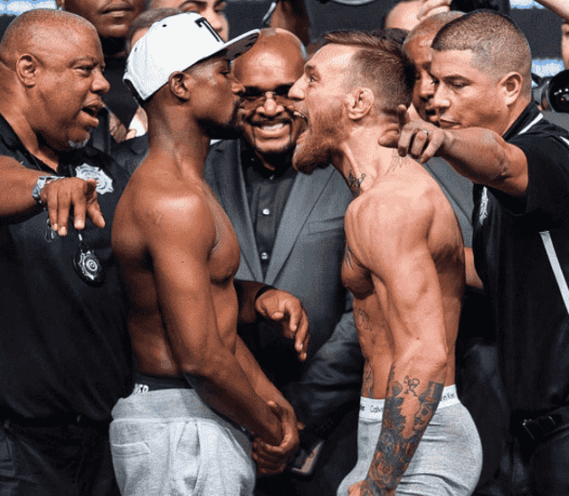 Floyd Mayweather e Conor McGregor se encaram antes de superluta