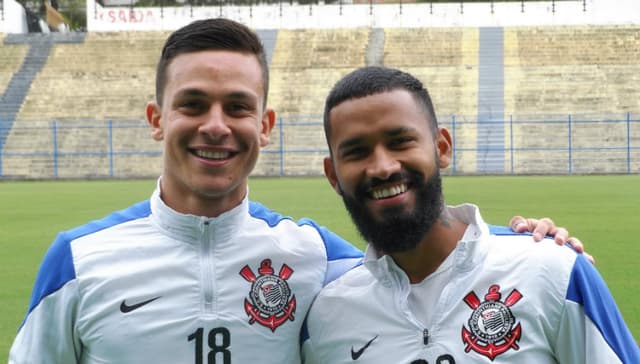 Renan Areias e Marquinhos, do Corinthians