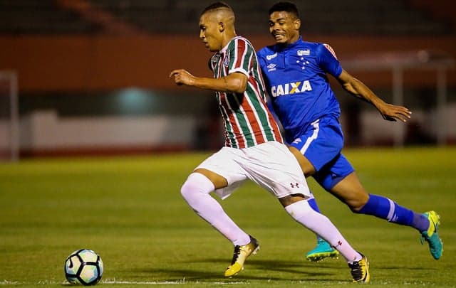 No Giulite Coutinho, Flu empatou com o Cruzeiro em 1 a 1