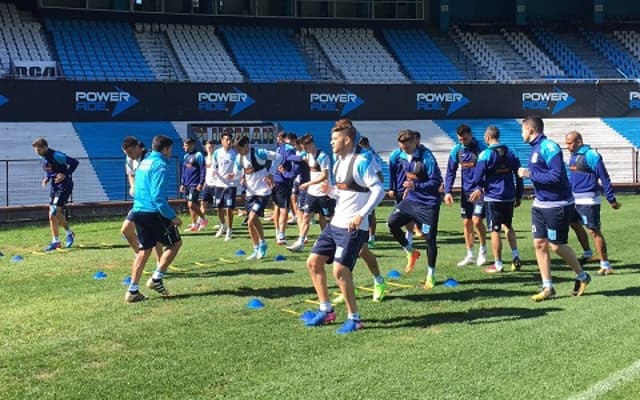 Racing treinou nesta terça no Cilindro