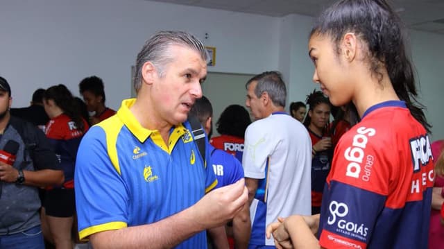 Jorge Dueñas, técnico da Seleção Feminina