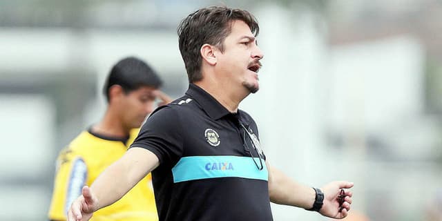 Aarão Alves, do Santos