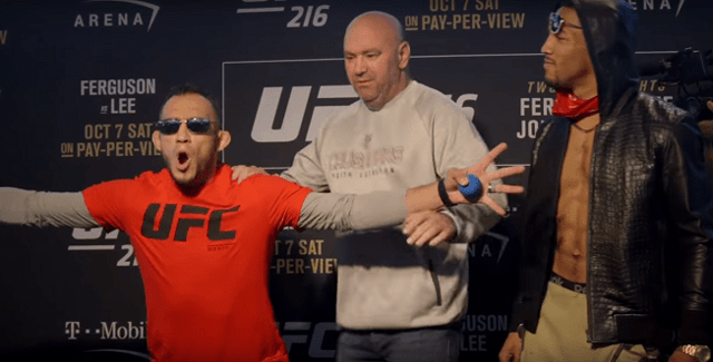 Tony Ferguson brinca com Dana White durante encarada com Kevin Lee