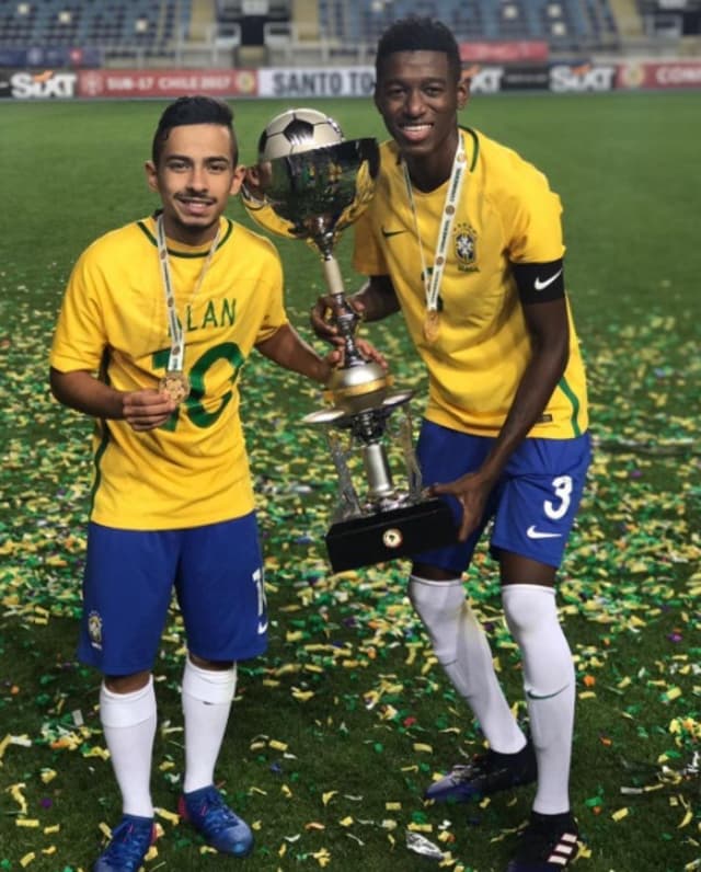 Alan Guimarães e Vitão, ambos do Palmeiras, no título Sul-Americano