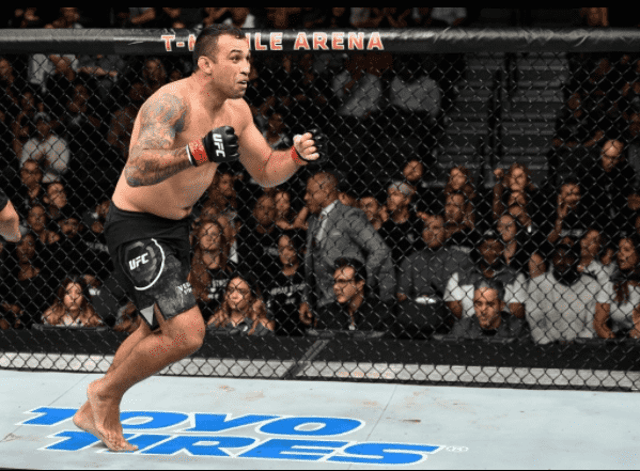 UFC 216: Fabricio Werdum finalizou Walt Harris no primeiro round