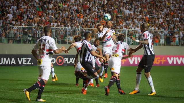 Atlético-MG 1 x 0 São Paulo