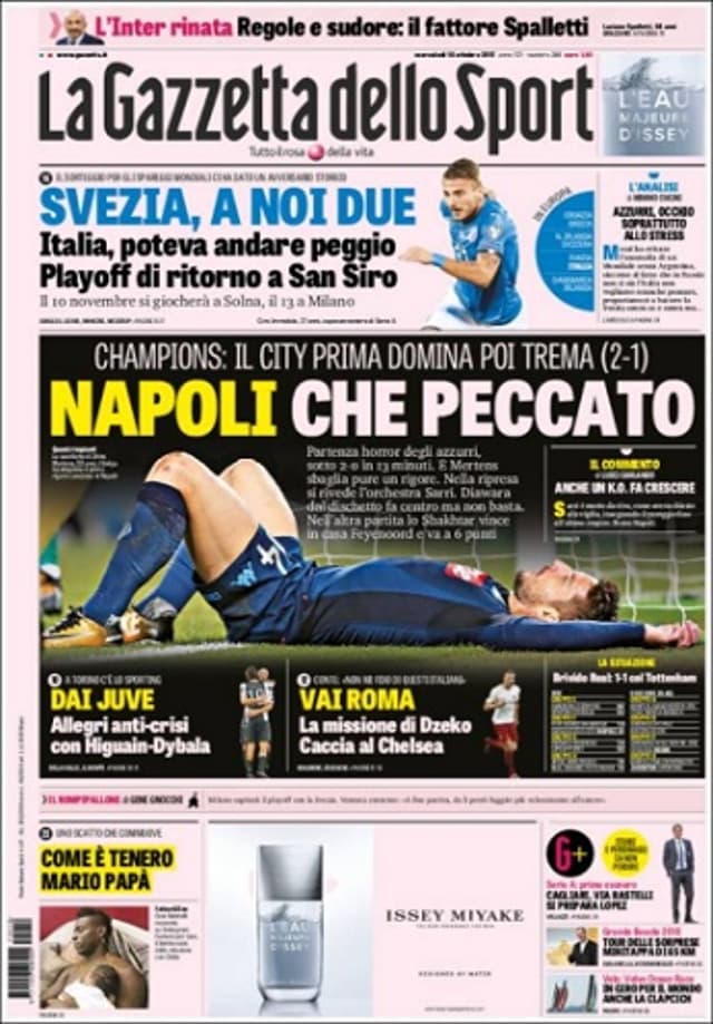 O jornal italiano "La Gazzetta dello Sport" destaca o adversário da Itália na repescagem. "Suécia, para nós dois" é a manchete. Apenas uma dessas duas grandes seleções vai estar presente no Mundial da Rússia em 2018.