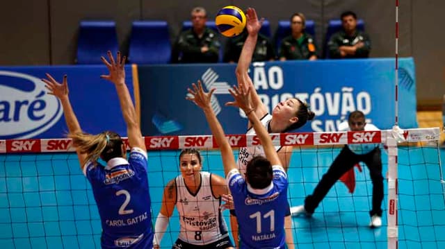 SUPERLIGA FEMININA 17/18: Sesc RJ estreia com vitória sobre Sesi-SP