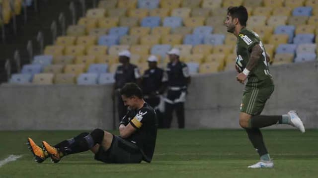 Vasco e Coritiba empataram por 1 a 1 no Maracanã. Veja uma galeria de imagens a seguir