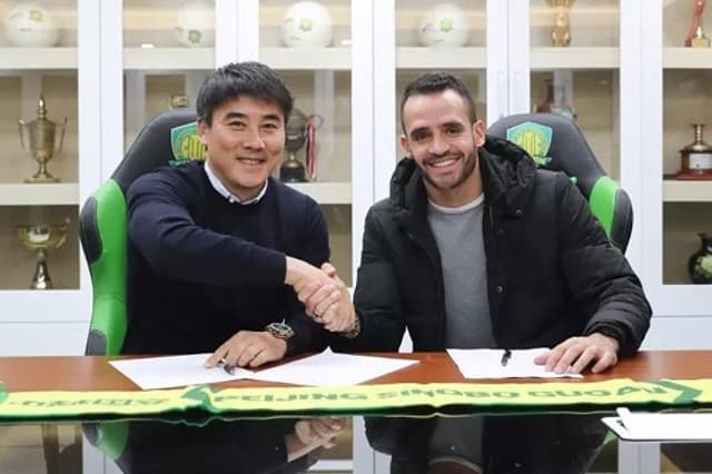 Renato Augusto - Beijing Guoan