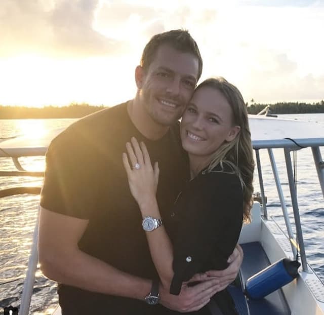 Caroline Wozniacki e David Lee anunciam noivado