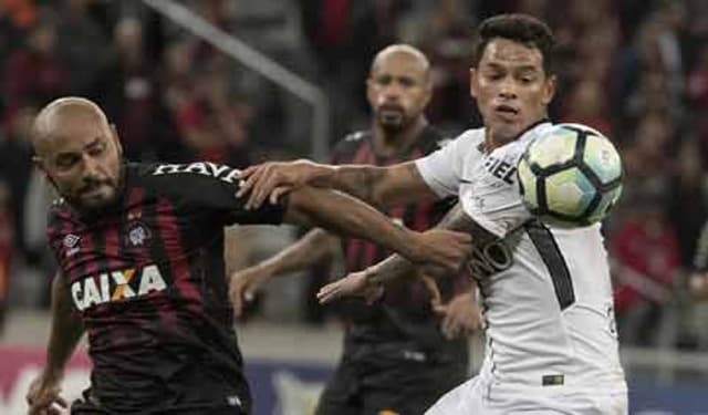 Corinthians venceu o Atlético-PR