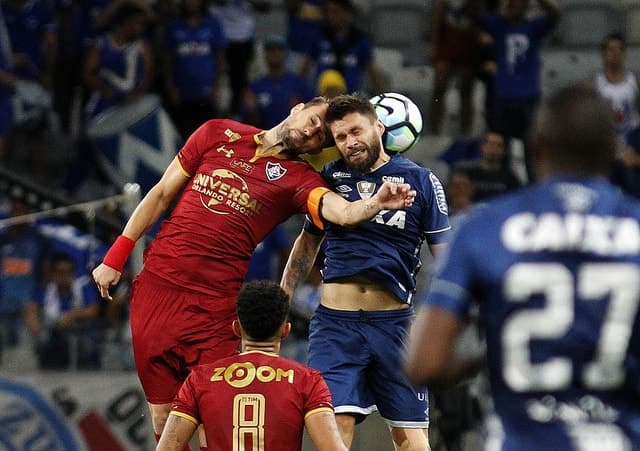 Henrique e Rafael Sóbis - Cruzeiro x Fluminense