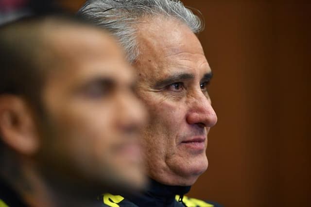 Daniel Alves e Tite - Seleção Brasileira