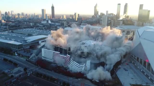 Palco da Olimpíada de 96, estádio é demolido em Atlanta