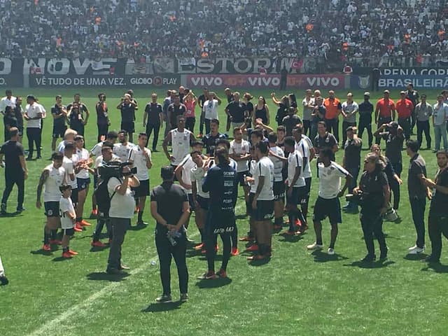 Corinthians finalizou preparação neste sábado com treino na Arena