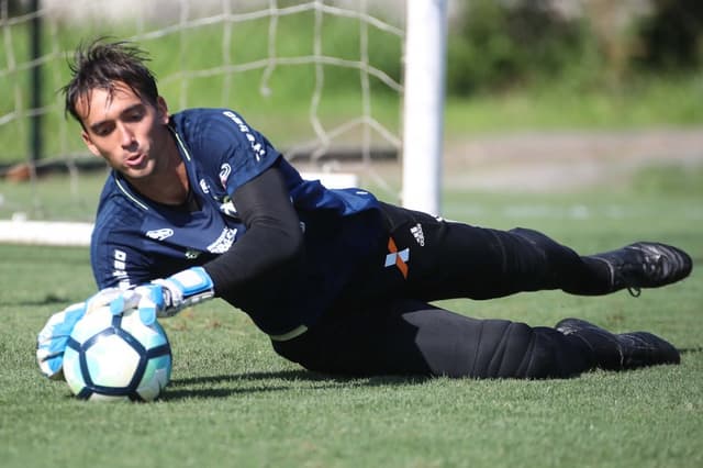 César está inscrito na Sul-Americana e pode jogar. Ele nem sequer atuou pelo Fla neste ano, mas está cotado para a semifinal