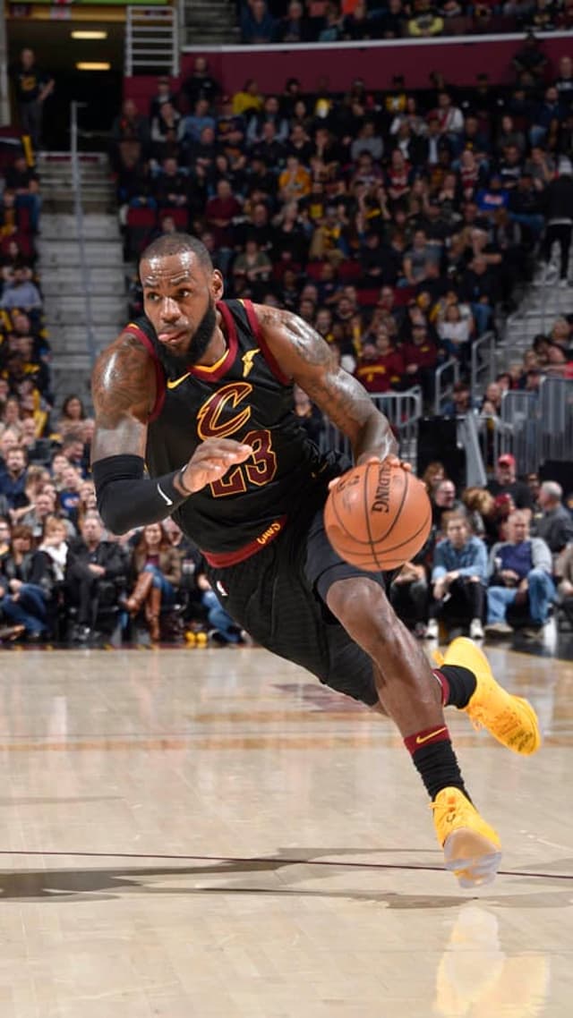 LeBron James pelo Cleveland Cavaliers