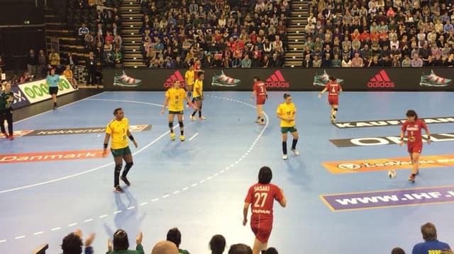 Empate do Brasil com o Japão no mundial feminino de handebol