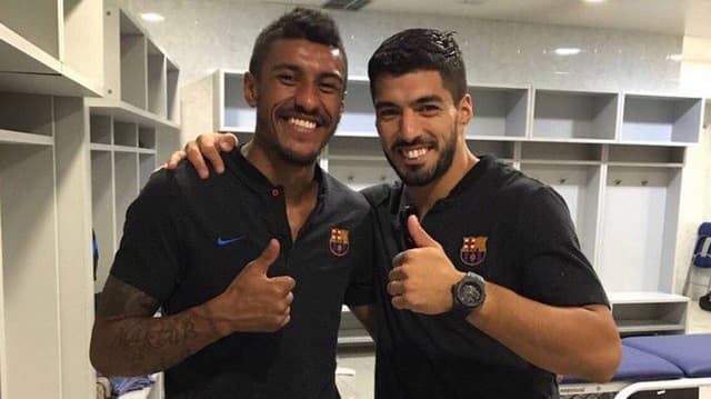 Paulinho junto a Suárez