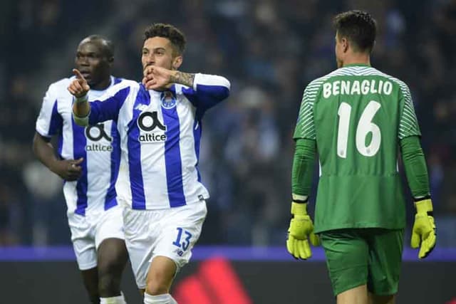 Alex Telles (Porto)