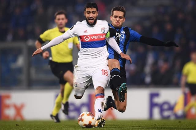 Fekir e Rafael Toloi - Atalanta x Lyon