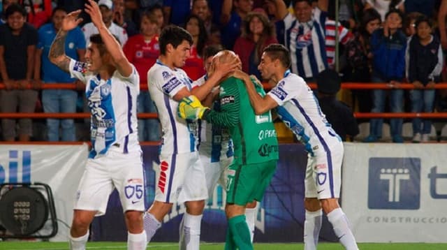 Pachuca pode ter o retorno no gol de Óscar Pérez