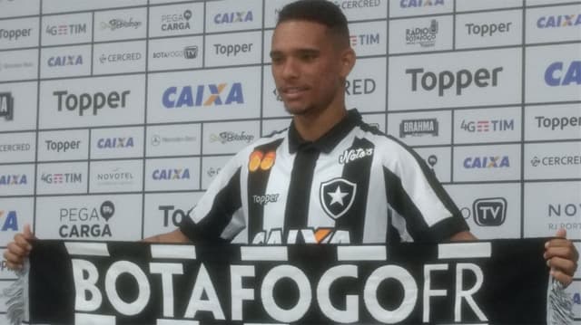 Luiz Fernando - Botafogo