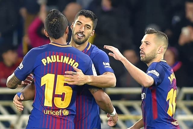 Suarez e Paulinho Barcelona