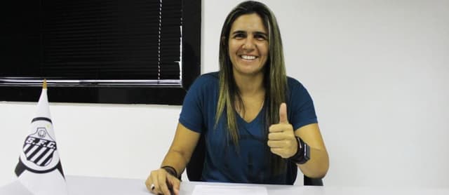 Emily Lima comanda o futebol feminino do Santos em 2018