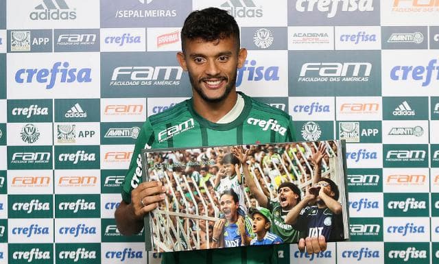 Gustavo Scarpa é apresentado no Palmeiras