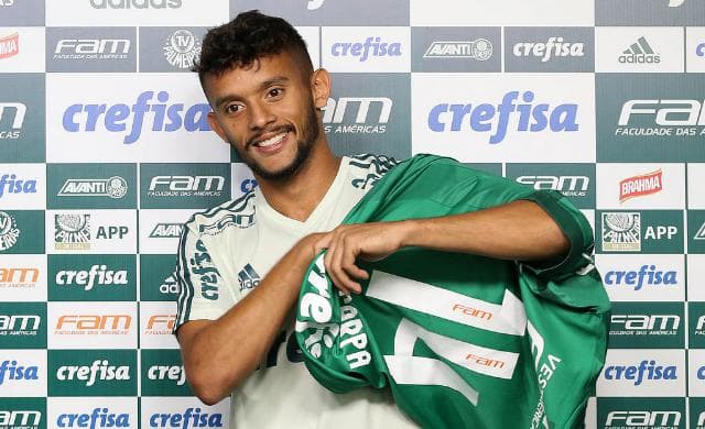 Gustavo Scarpa é apresentado no Palmeiras