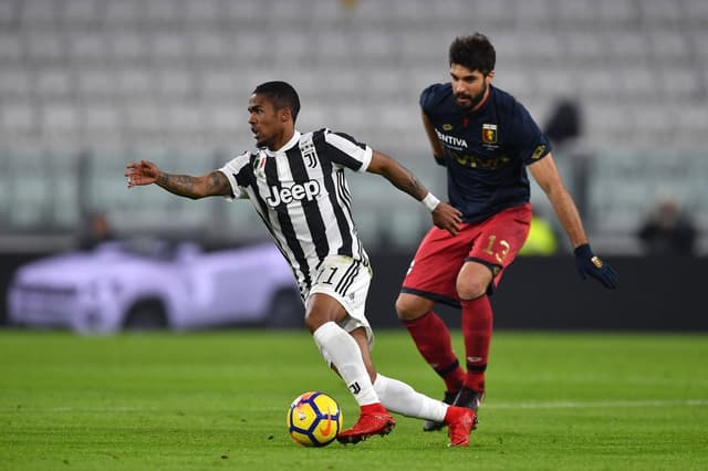 Douglas Costa - Juventus x Genoa