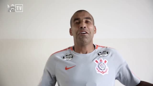 Jogadores do Timão parabenizam cidade de São Paulo e Sheik aproveita para provocar