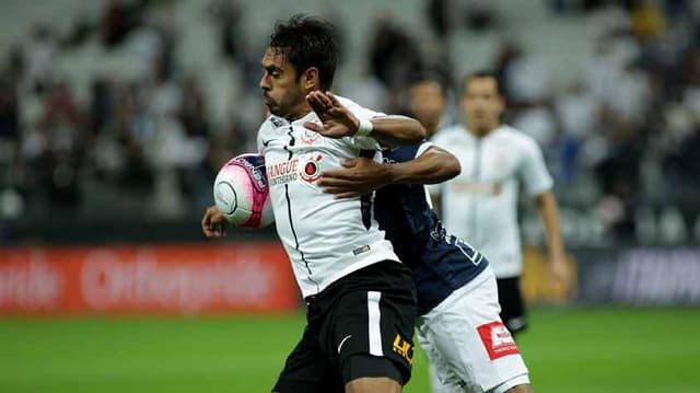 Com várias atuações abaixo da média, o Corinthians perdeu por 1 a 0 para o São Bento, na primeira partida do time na Arena em Itaquera neste ano. Juninho Capixaba, Rodriguinho e Júnior Dutra foram os piores. Confira as notas do LANCE! (por Marcio Porto)