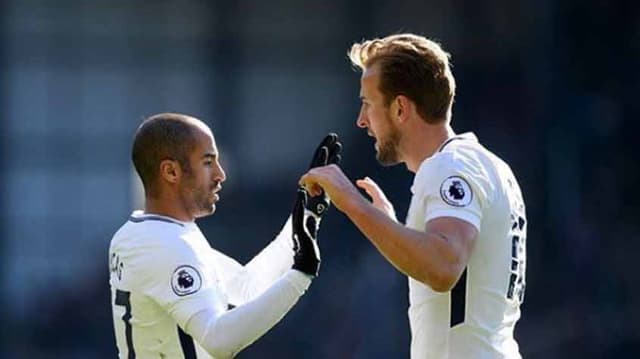 Lucas Moura vibra com estreia na Premier League: 'Maior do mundo'