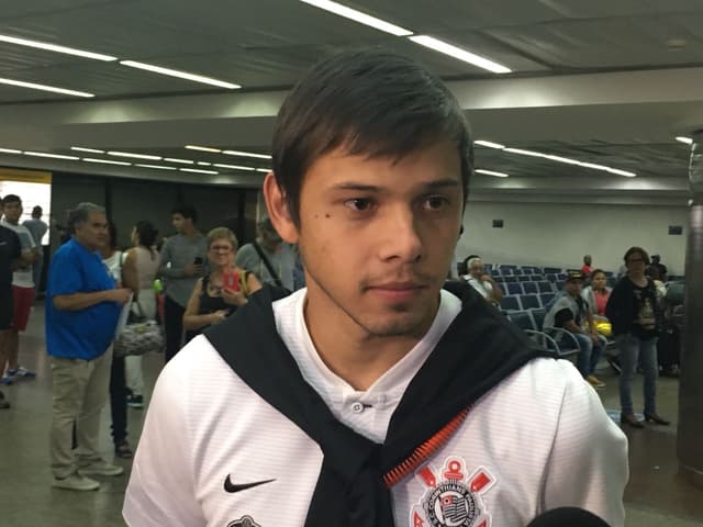 Romero falou no desembarque do Corinthians