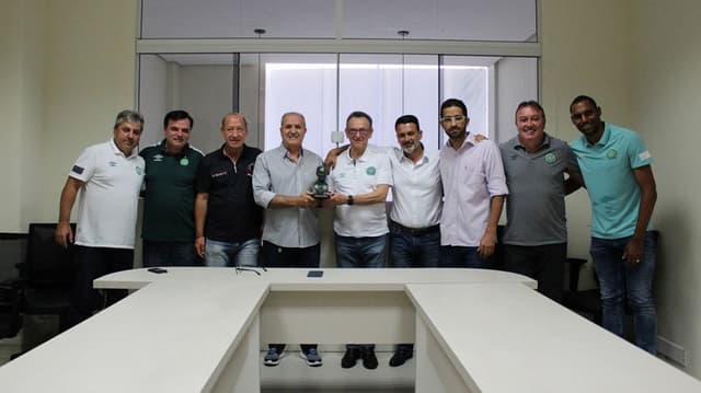 Integrantes da diretoria, da comissão técnica e do grupo de atletas participaram do evento&nbsp;