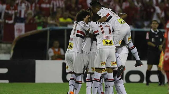 3ª fase da Copa do Brasil: CRB-AL 0 x 3 São Paulo (14/3/2018)