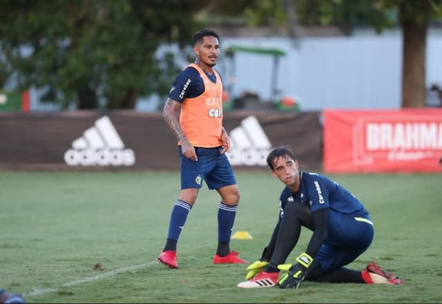 Paolo Guerrero - treino do Flamengo