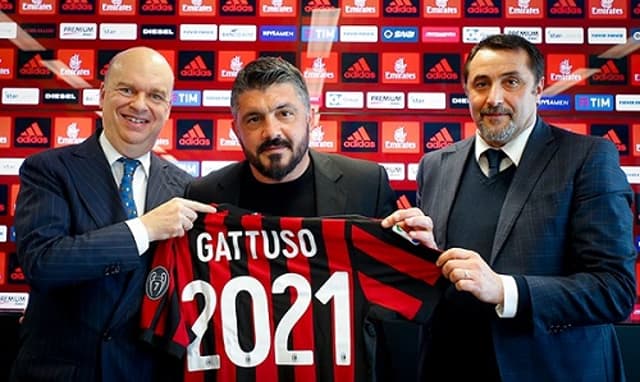 Gattuso renova com o Milan